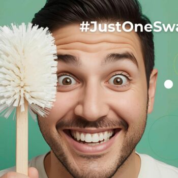 Which Is The Best Toilet Cleaner For A Greener Home? Antoinette Daniel Just Helpers #JustOneSwap